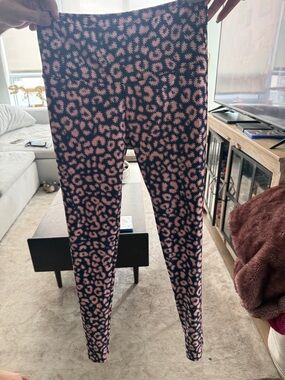 Goldsheep Pink and Blue Leopard Print Leggings